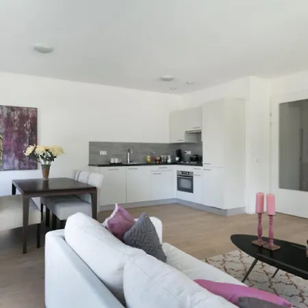 2 Wc Separes * Saint-Germain-du-Crioult