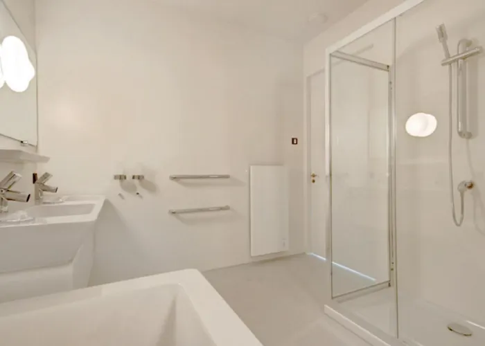 2 Wc Separes * Saint-Germain-du-Crioult